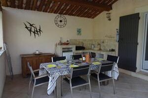 Le Pavillon