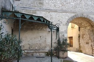 Porte des Moulins ou Porte de l'Horloge