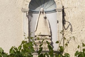 Niches urbaines de Maillane