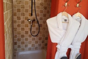 Le Mas de la Butte Blanche