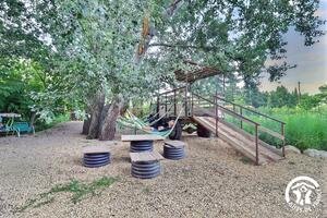 Les Truck Lodges Les Animaux et Marino