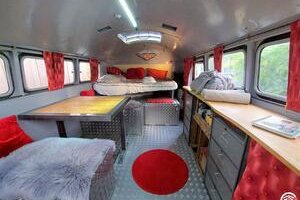 Les Truck Lodges des Animaux et Marino