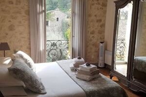Le Petit Moulin