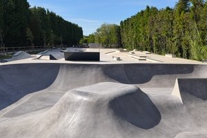 Skate Park / Pump Track