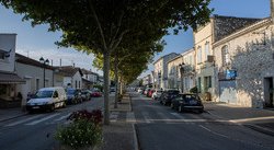 Centre ville de Mollégès