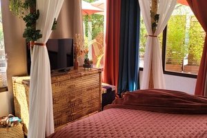 Le Mas de la Butte Blanche