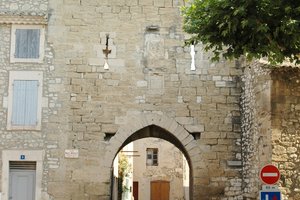Remparts et portes médiévales