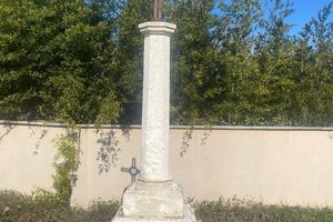 Croix de Châteaurenard