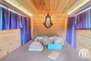Les Truck Lodges des Animaux et Marino