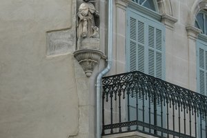 Niches urbaines de Maillane