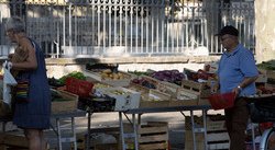Marché à Cabannes